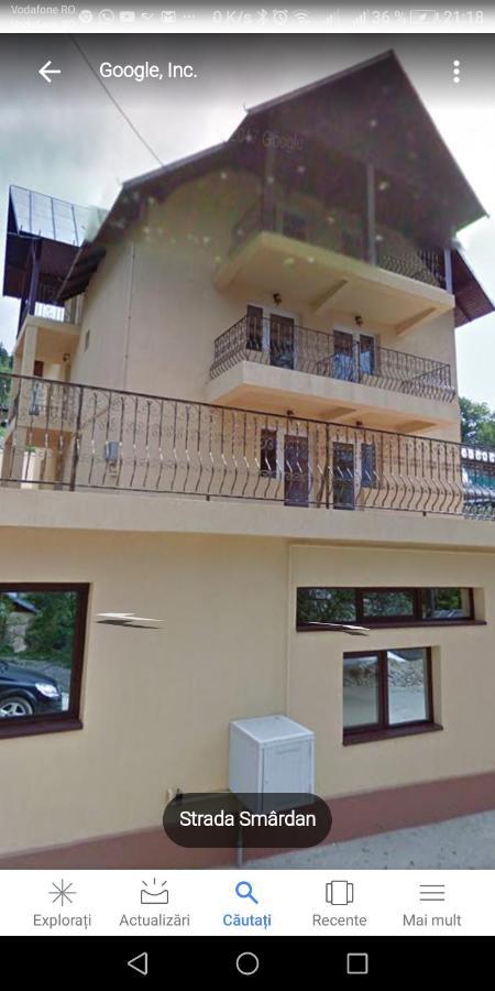 Zamora Green House Буштени Экстерьер фото